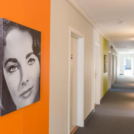 Thon Partner מלון מו אי ראנה